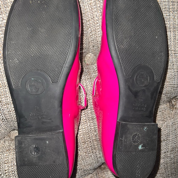 Authentic Gucci Shoes - Picture 4 of 6